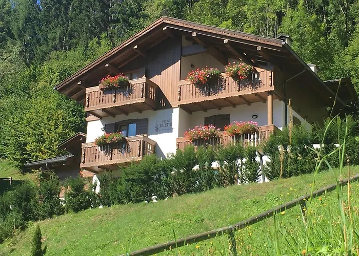 Elena Apartman